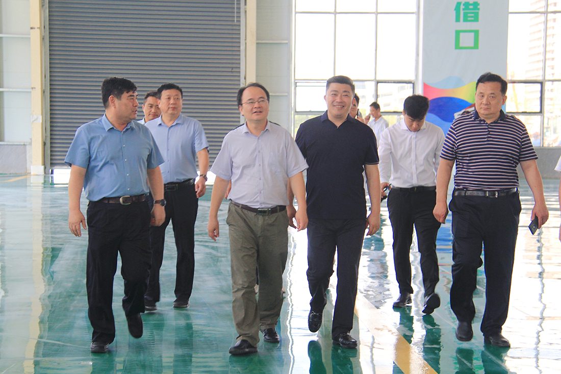中華工商時(shí)報(bào)副社長陳建輝、鄉(xiāng)村振興研究院院長宋大磊、中國民營文化產(chǎn)業(yè)商會秘書處秘書蔣恩來等蒞臨豪家管