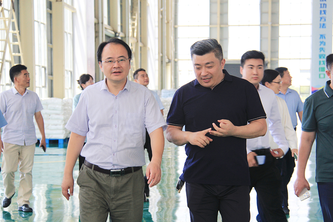 中華工商時(shí)報(bào)副社長陳建輝、鄉(xiāng)村振興研究院院長宋大磊、中國民營文化產(chǎn)業(yè)商會秘書處秘書蔣恩來等蒞臨豪家管