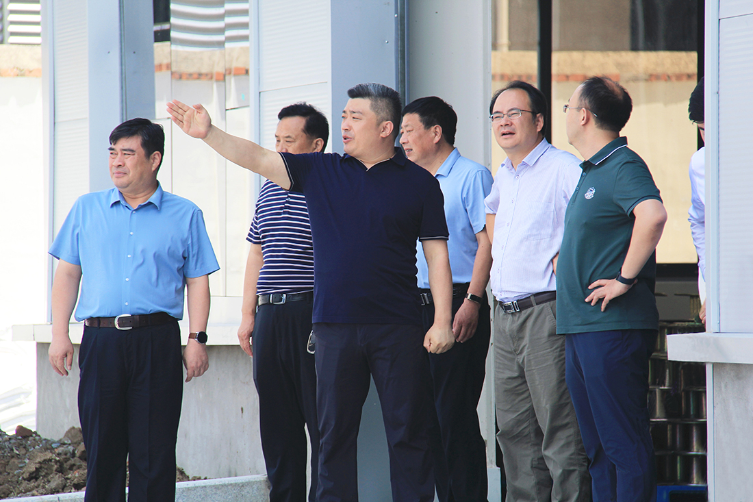 中華工商時(shí)報(bào)副社長陳建輝、鄉(xiāng)村振興研究院院長宋大磊、中國民營文化產(chǎn)業(yè)商會秘書處秘書蔣恩來等蒞臨豪家管